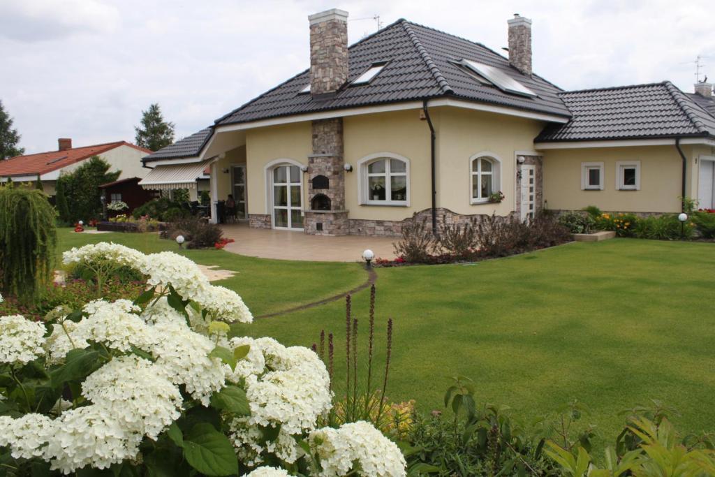 B&B Kamelia Komorniki  Esterno foto